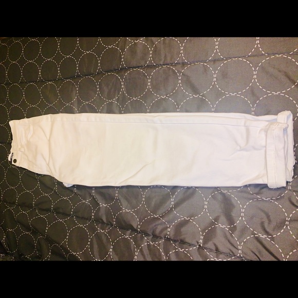 Fashion Nova High Rise Jeans - Picture 6 of 7